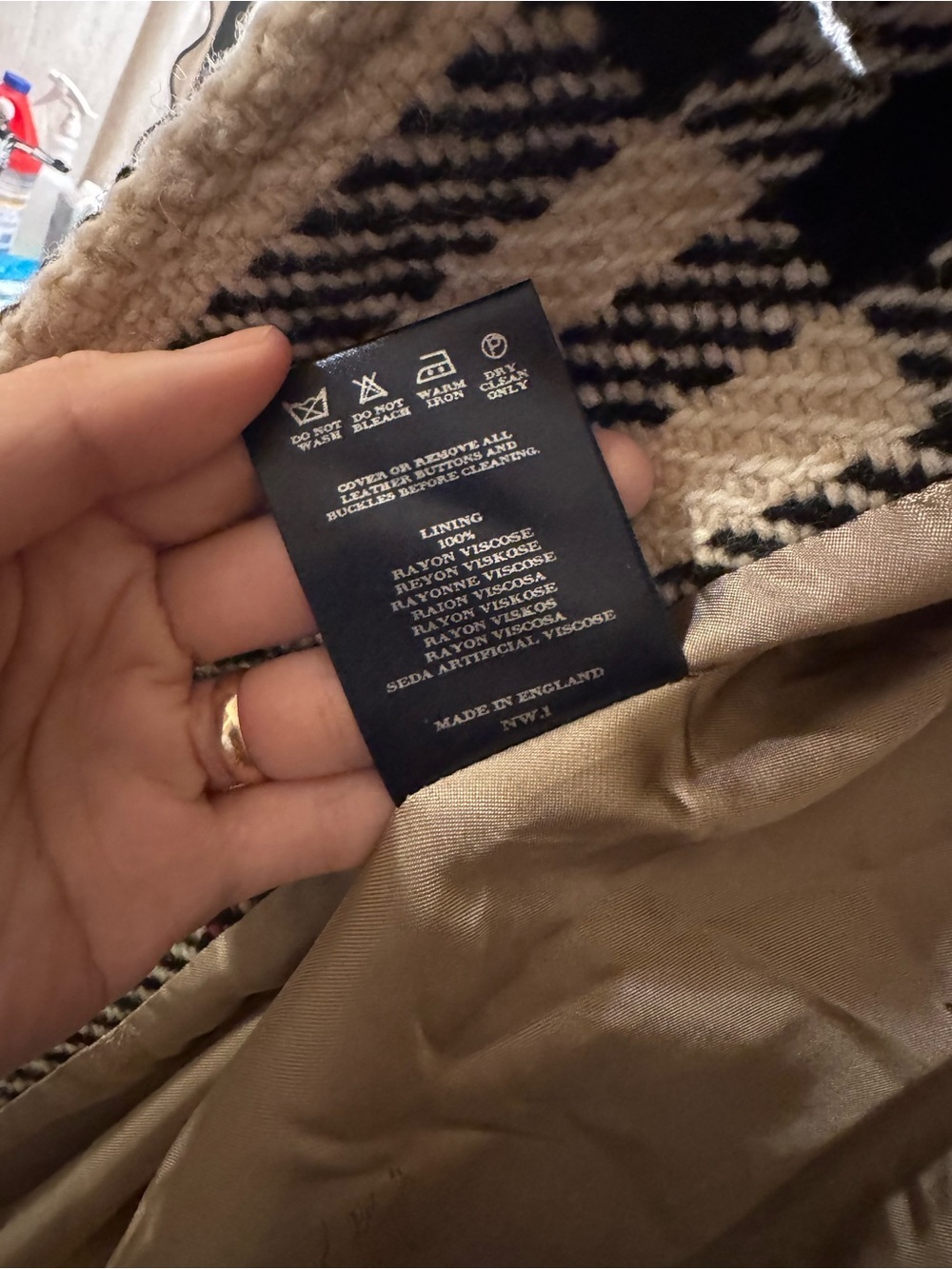 Burberry Wool Coat - Picture 7 of 11